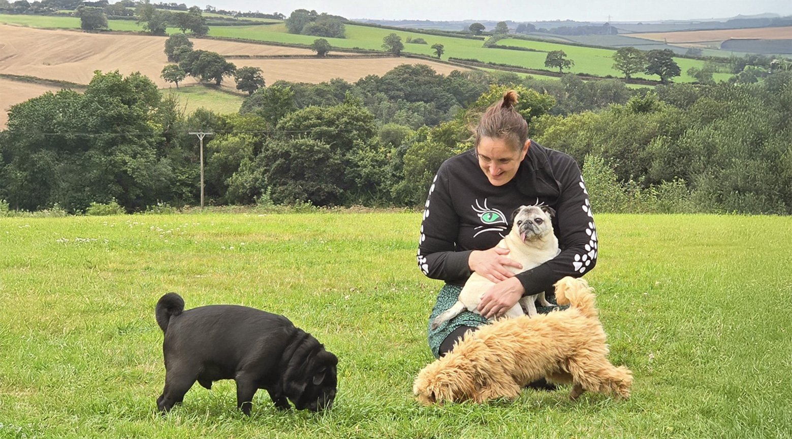Dolly in the garden with new brother Luigi
